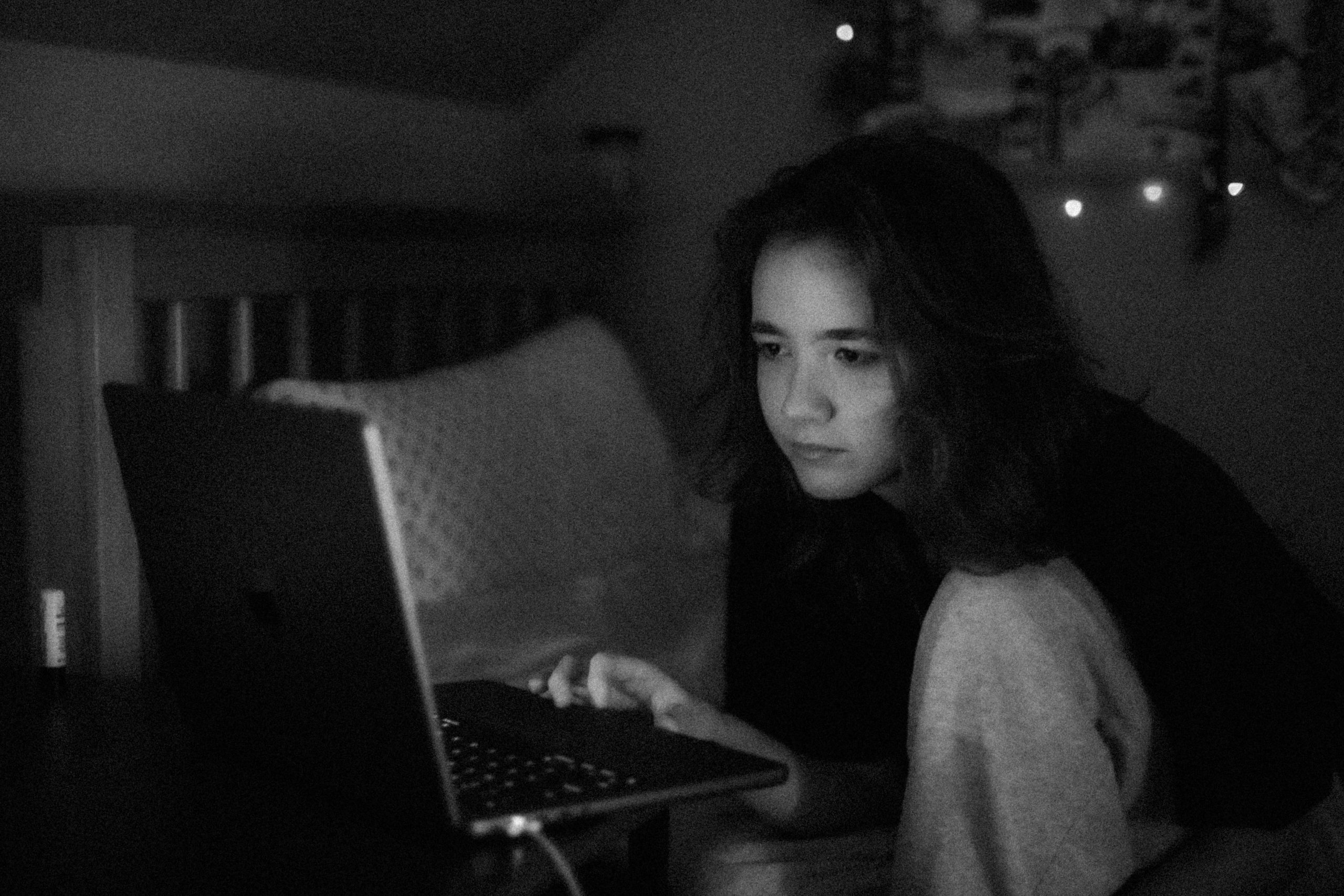 Why Can’t I Leave My Partner — And Why That Question Makes Complete Sense